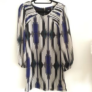 Aztec printed balloon sleeved dress